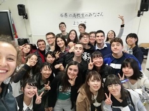 学校訪問の様子の画像