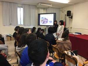 学校訪問の様子の画像