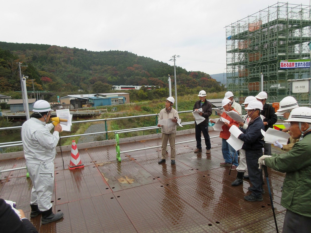 ＜渡波稲井線道路新設工事＞