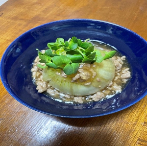 新玉ねぎのひき肉あんかけ