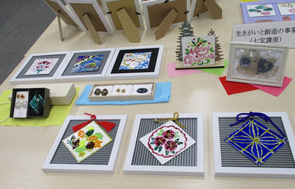 七宝作品例の画像