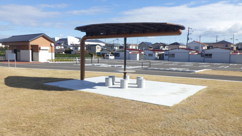 大きなあずまや