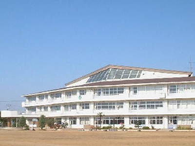 中津山第二小学校