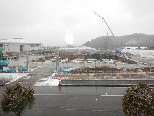 1 敷地内の工事状況です