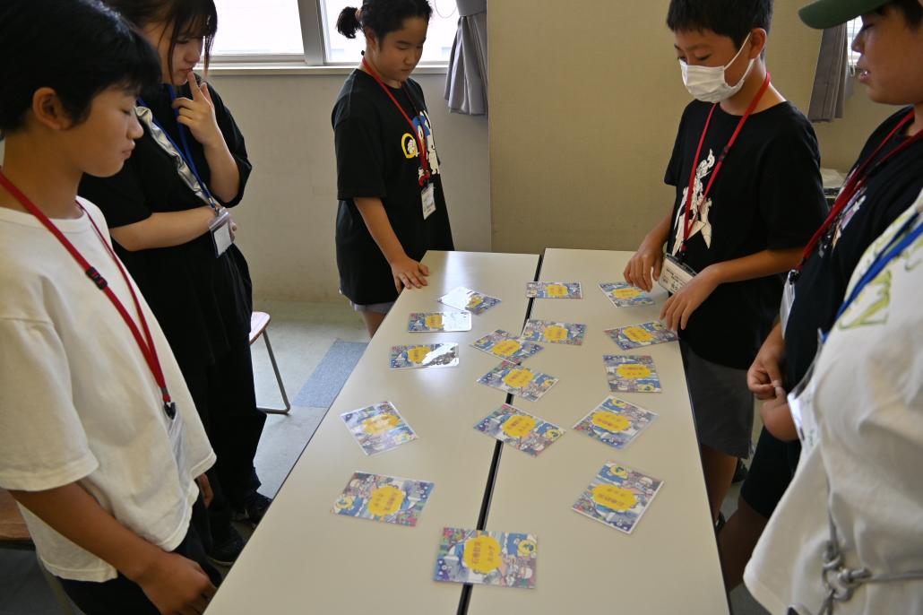 石巻専修大学　防災カルタのようすの画像