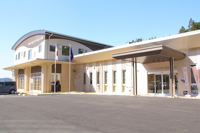 荻浜支所・荻浜公民館の画像