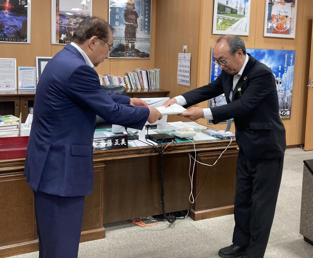 R8意見書提出写真