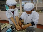 調理実習の様子1の画像