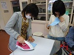 家庭科の授業様子2の画像