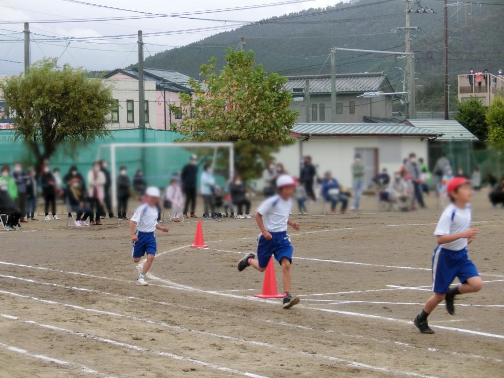 コロナに負けず 最後までみせよう渡小っ子の力と笑顔 令和2年度 運動会 石巻市立渡波小学校
