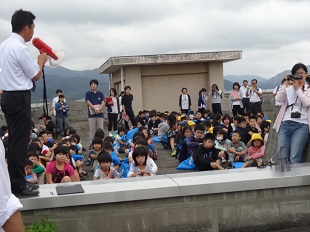 屋上避難4