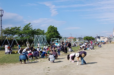 奉仕作業5月の画像