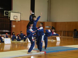 マット運動発表会06の画像