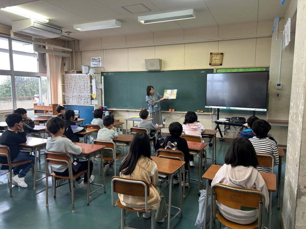 読み聞かせ写真２