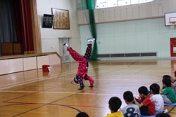 20302800_広渕小学校:ジロー今村パフォーマンス7の画像