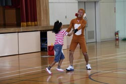 20302800_広渕小学校:ジロー今村パフォーマンス8の画像