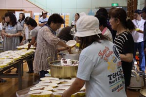 レトルトカレーの試食1