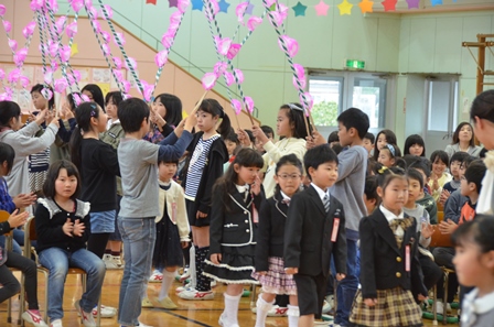 花の入学式の画像