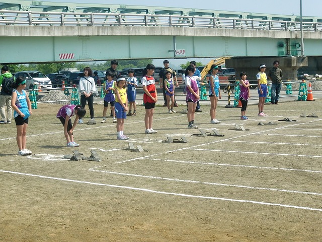 5年女子80M走の画像