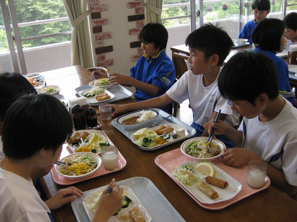 初めての食事の画像