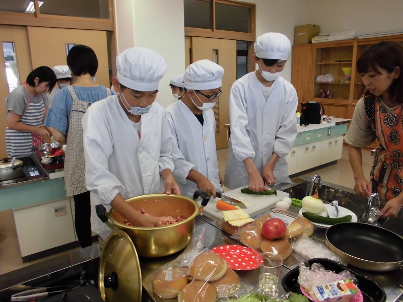 活動の様子の画像