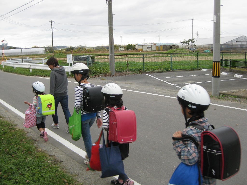 明日も元気に登校しましょうの画像