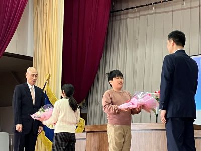 花束の贈呈