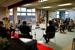 0123music3.jpg