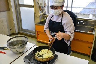 0130cook4.jpg