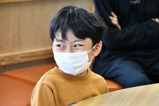 0414meet5.jpg