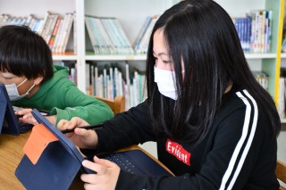 0418tab5.jpg