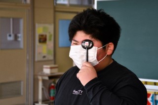 0421eye6.jpg