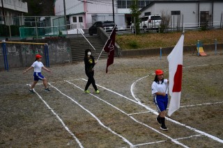 0511riha1.jpg