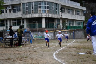 0511riha2.jpg