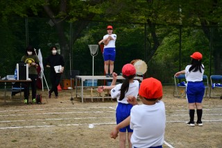 0511riha5.jpg