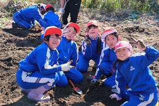 DSCF9075a.jpg