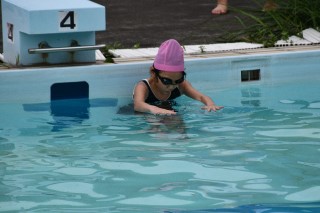 0907pool7.jpg