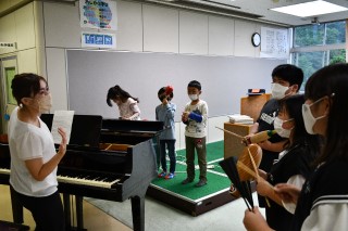 0908on3.jpg