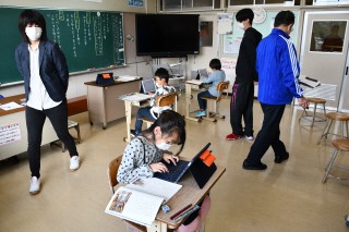 1026japa1.jpg