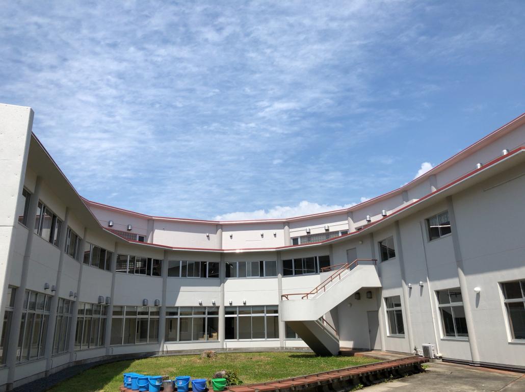 河南町立中村小学校