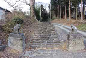 日高見神社入口