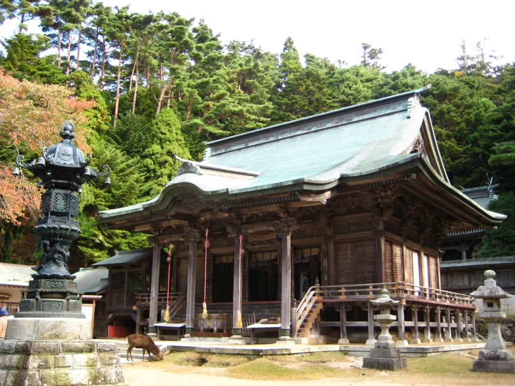金崋山黄金山神社